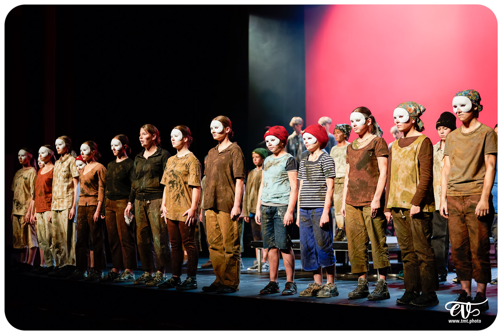 TMTPHOTO LES ENFANTS DU LEVANT (MAITRISE SAINT PHILOMENE HAGUENAU) 200